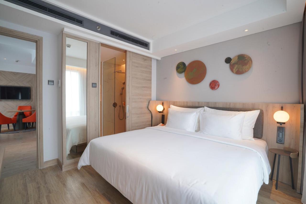 Harris Suites Puri Mansion Jacarta Exterior foto