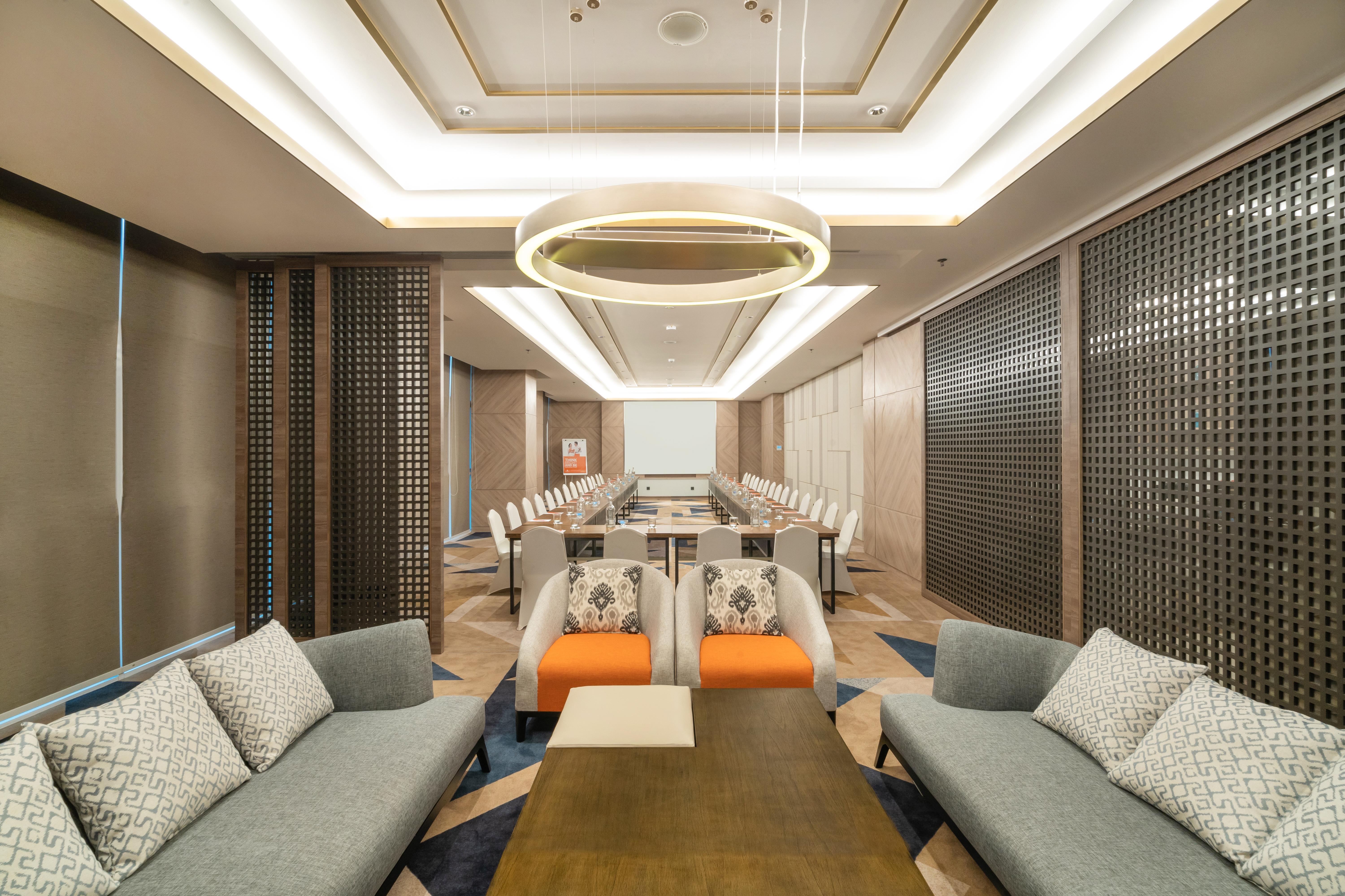 Harris Suites Puri Mansion Jacarta Exterior foto